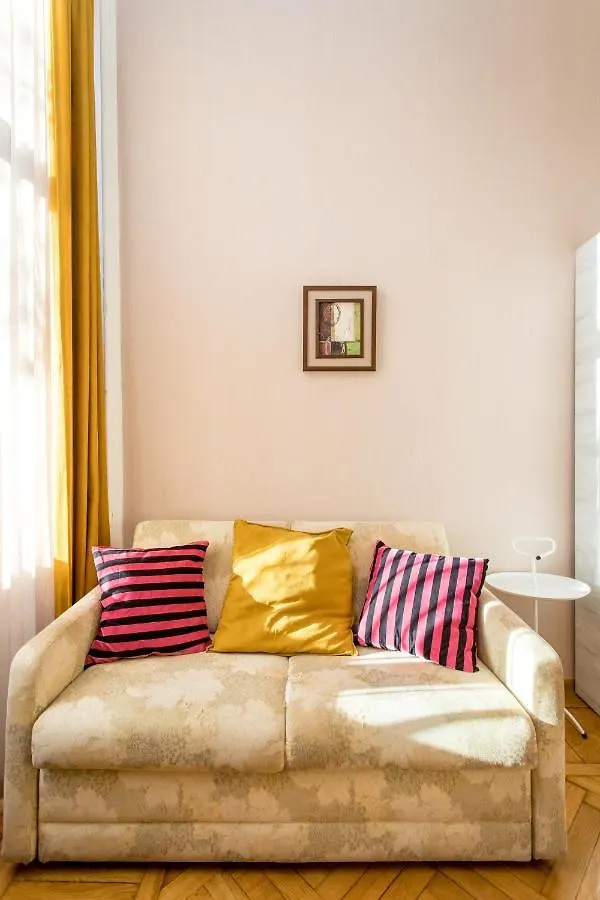 Hb Apartments Mari Brose Tbilisi Guest house